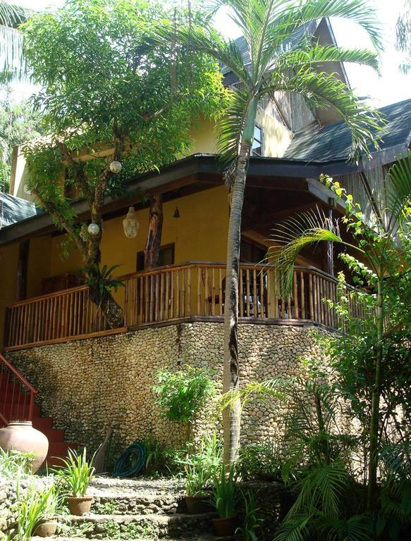 Sun Garden Hilltop Resort Manoc-Manoc Exterior foto